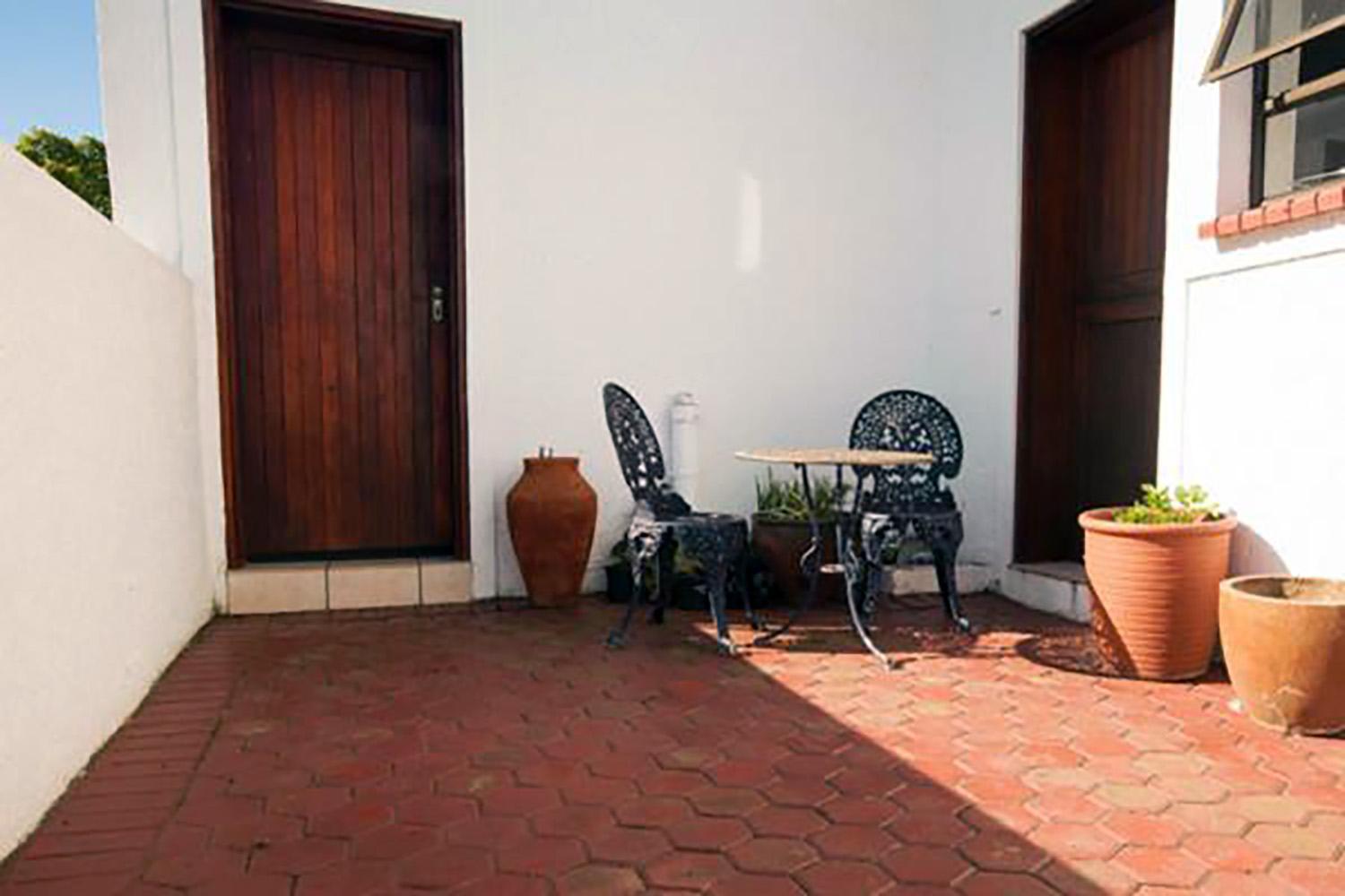 Fly Me To The Moon Guesthouse Mossel Bay Exterior foto